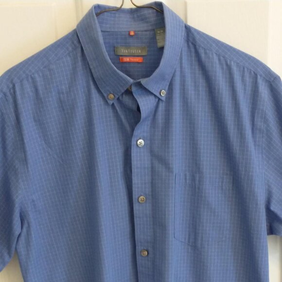 Van Heusen Other - Van Heusen Men's Short Sleeve Button Down Shirt, Size Medium, Blue